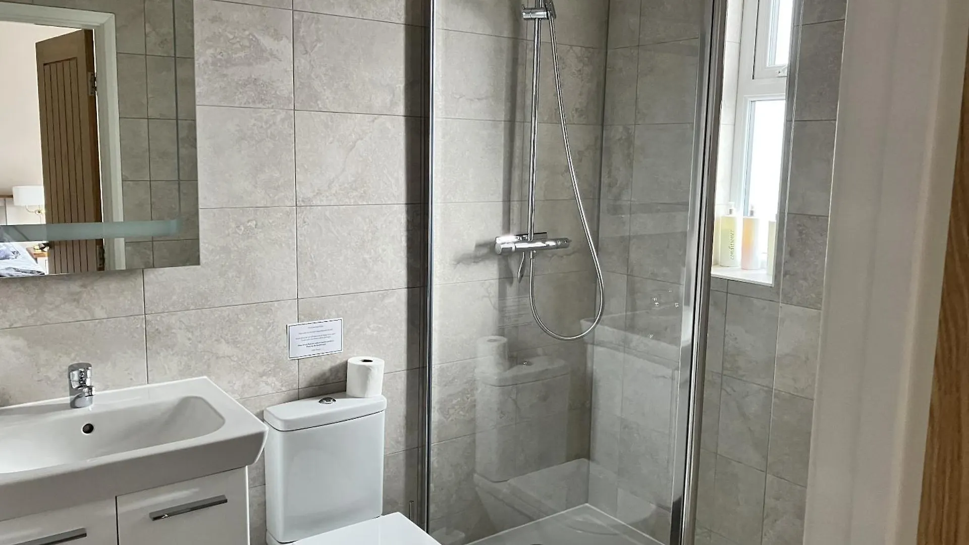 Otel Sixteen B York